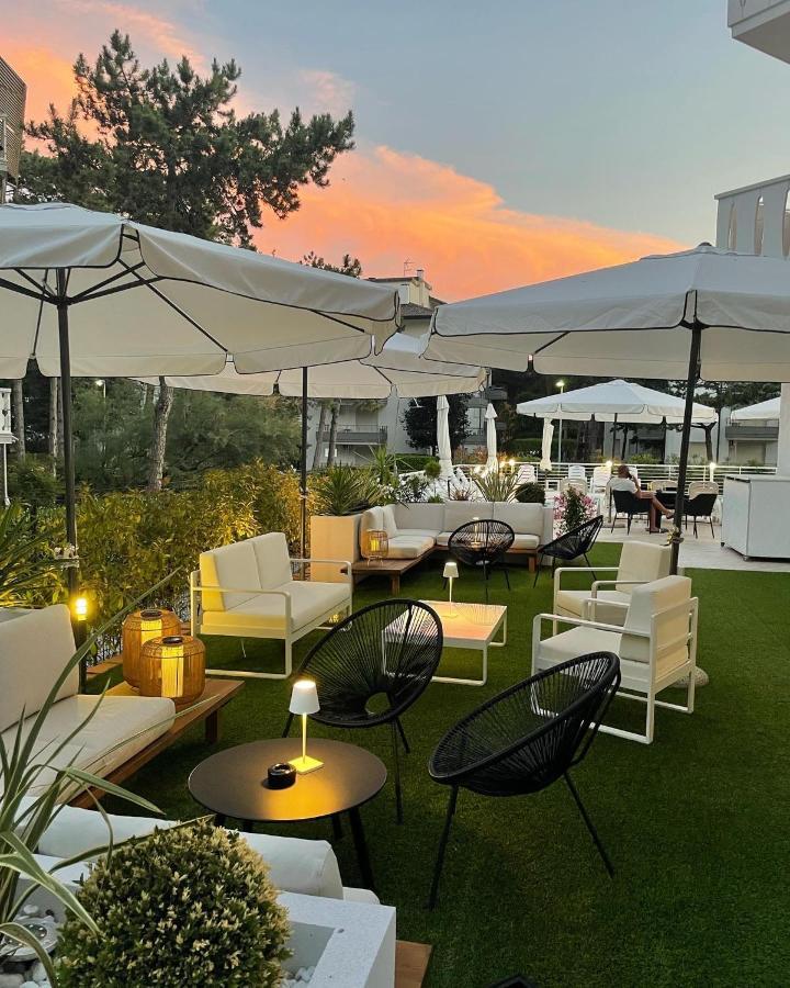 Hotel San Francisco Lignano Sabbiadoro Eksteriør bilde