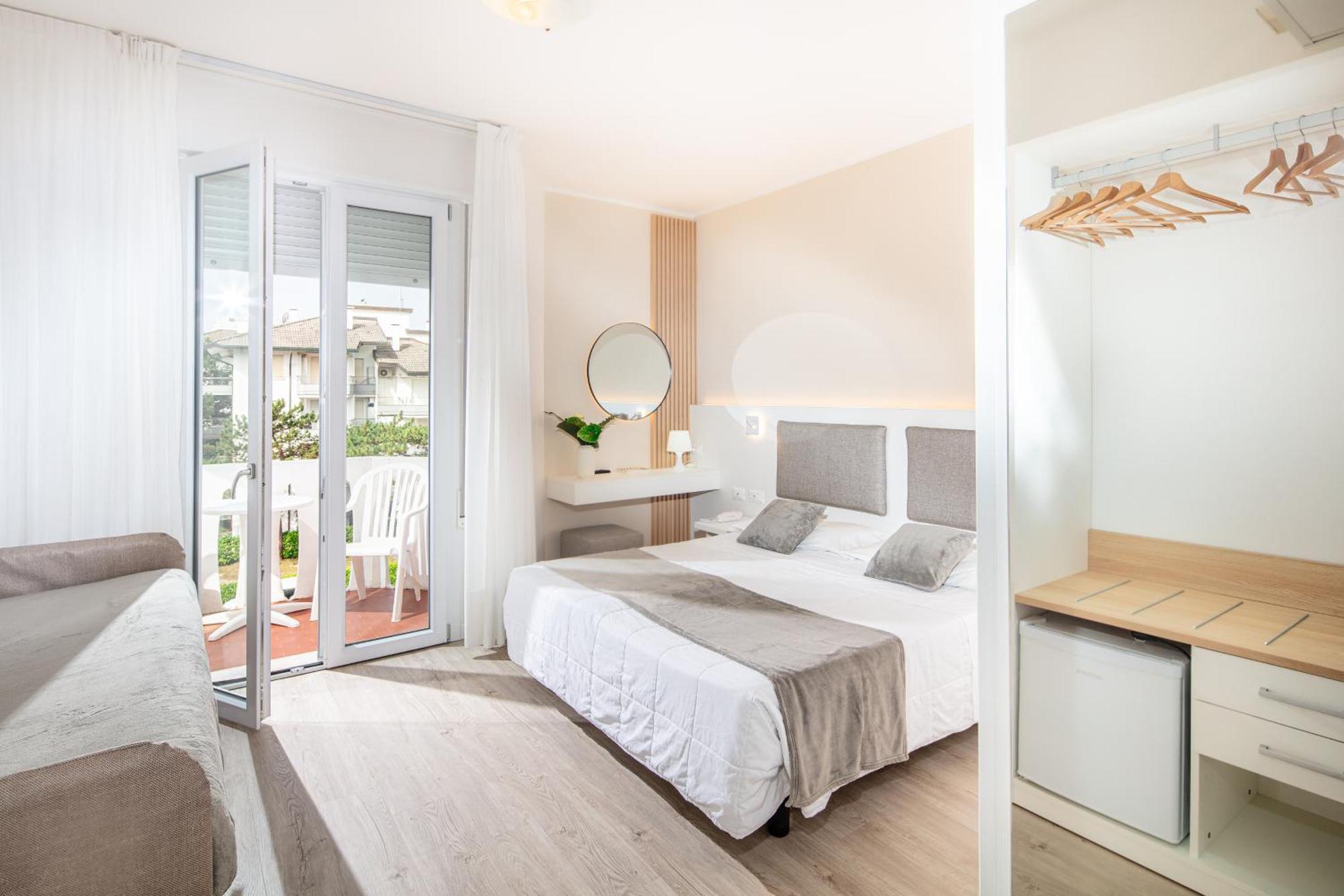 Hotel San Francisco Lignano Sabbiadoro Eksteriør bilde