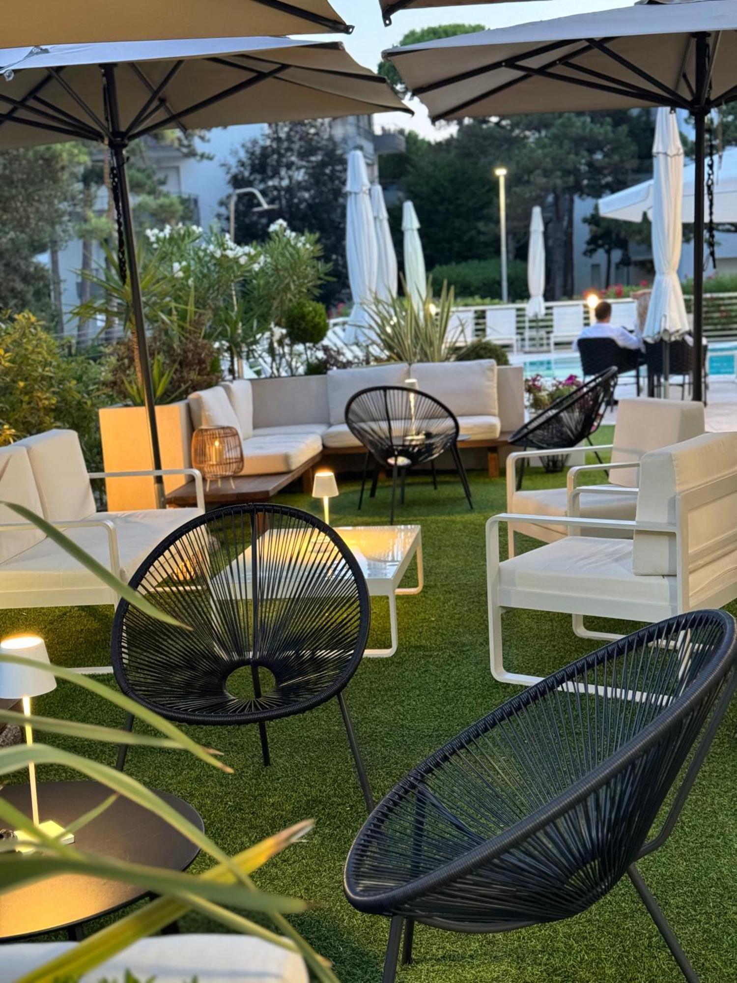 Hotel San Francisco Lignano Sabbiadoro Eksteriør bilde
