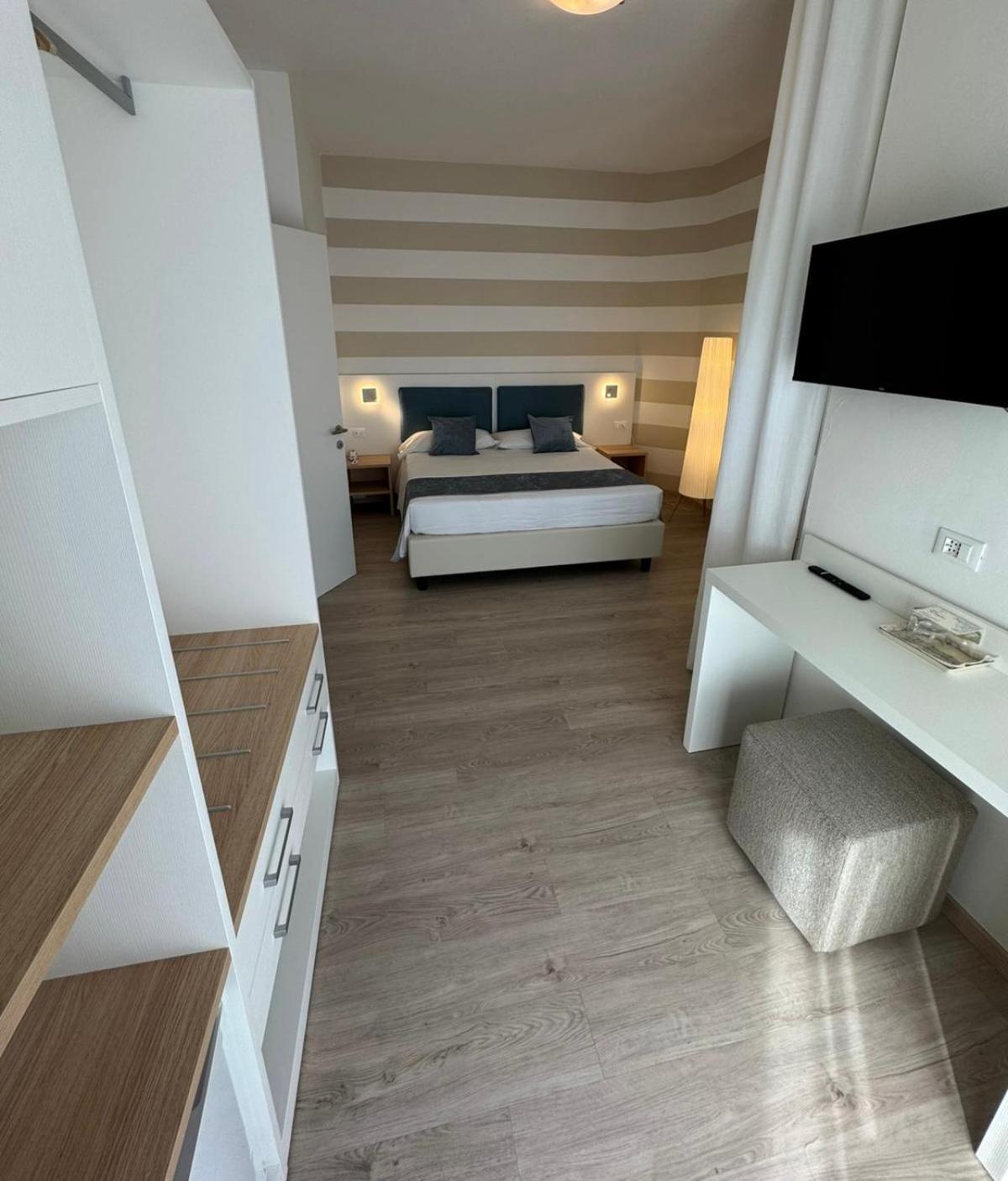 Hotel San Francisco Lignano Sabbiadoro Eksteriør bilde