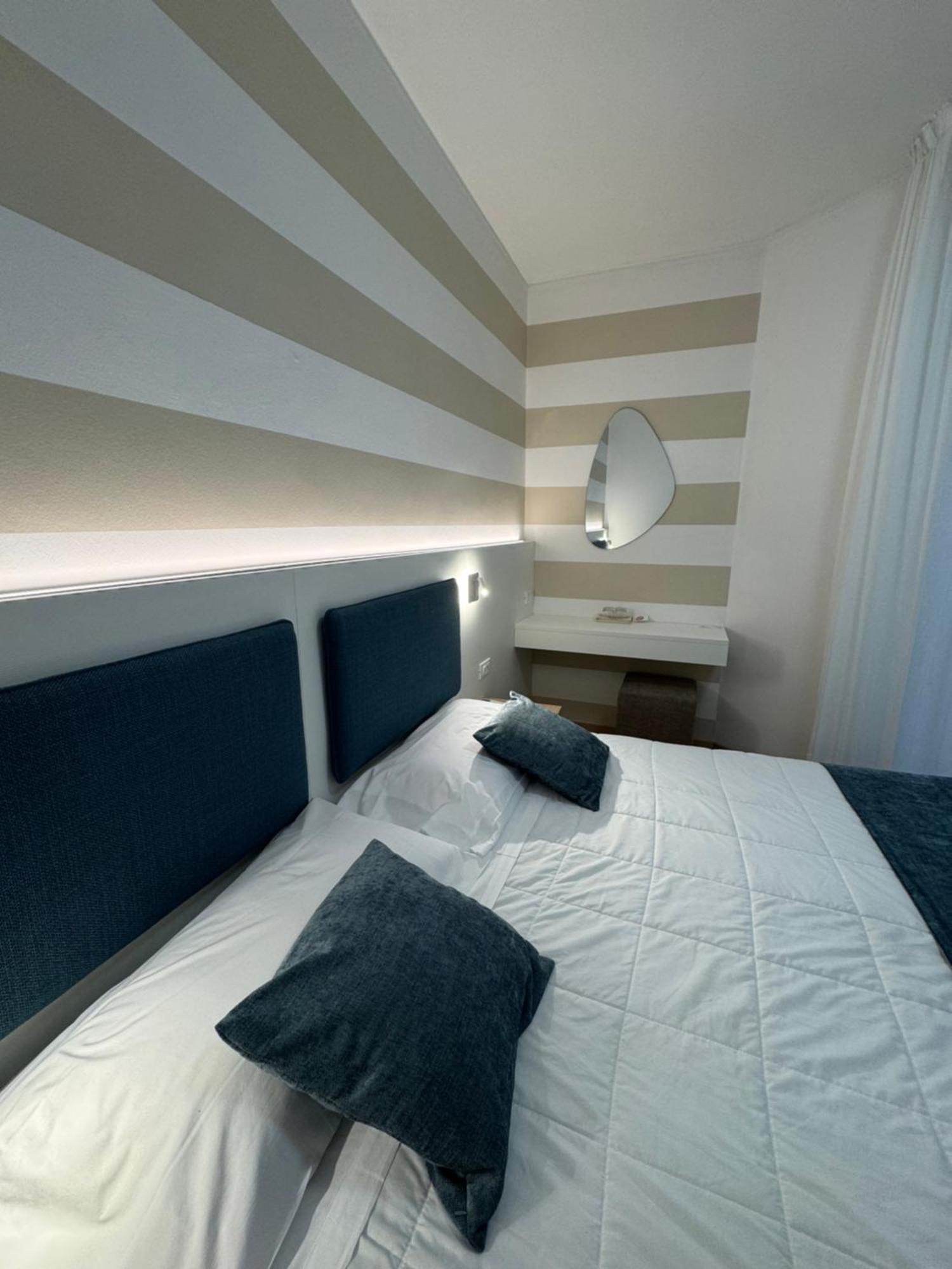 Hotel San Francisco Lignano Sabbiadoro Eksteriør bilde